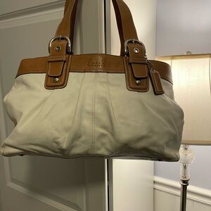 Coach F13733 SOHO Ivory Tan Pleated Leather Large Shoulder Tote Bag Purse